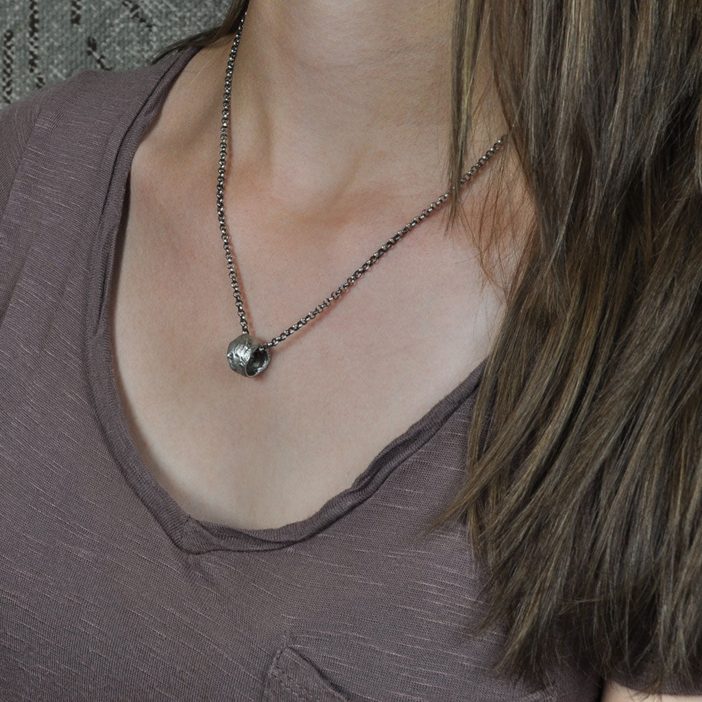 Stone Mini Ring Necklace (Front View)